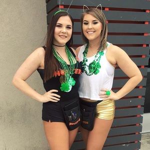 Black hooters uniform